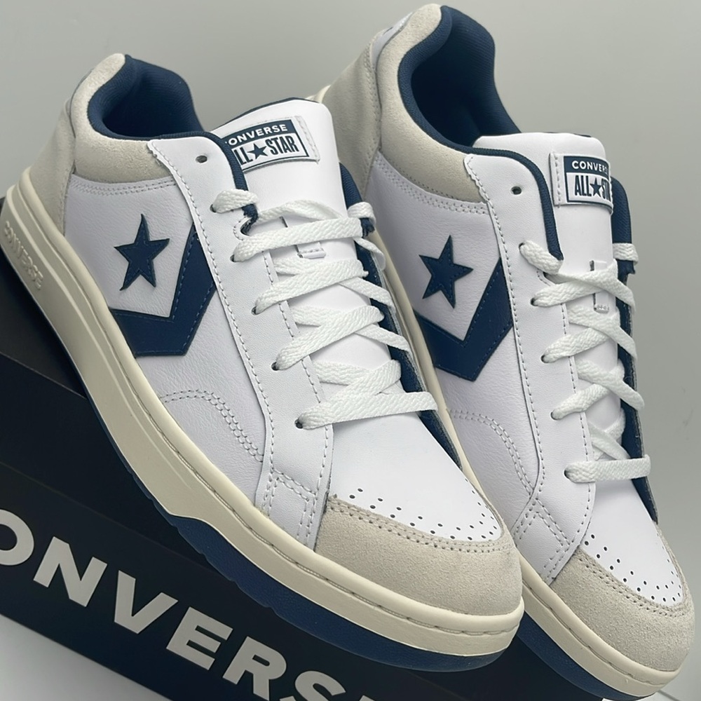 Converse Men’s Sneakers A10124C
PRO BLAZE CLASSIC OX WHITE/NAVY/VAPOROUS GRAY - Picture 6 of 16